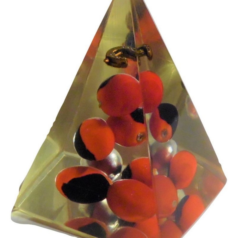Huayruro Seeds Pyramid for Good Luck and Energy - Picture 2 of 2